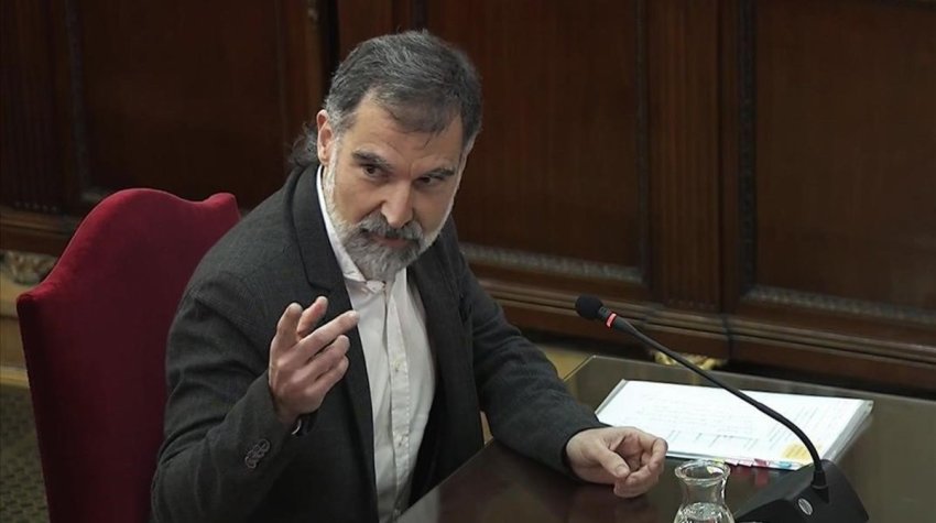 Òmnium Cultural president Jordi Cuixart in one of many clashes with the prosecutor