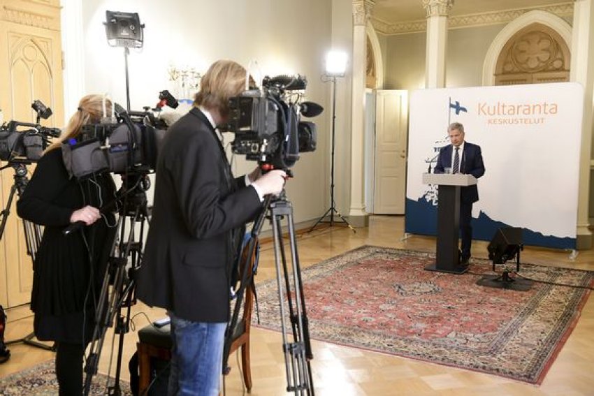 Finnish president Sauli Niinistö meets the media on May 22 (Credit: Heikki Saukkomaa | Lehtikuva)