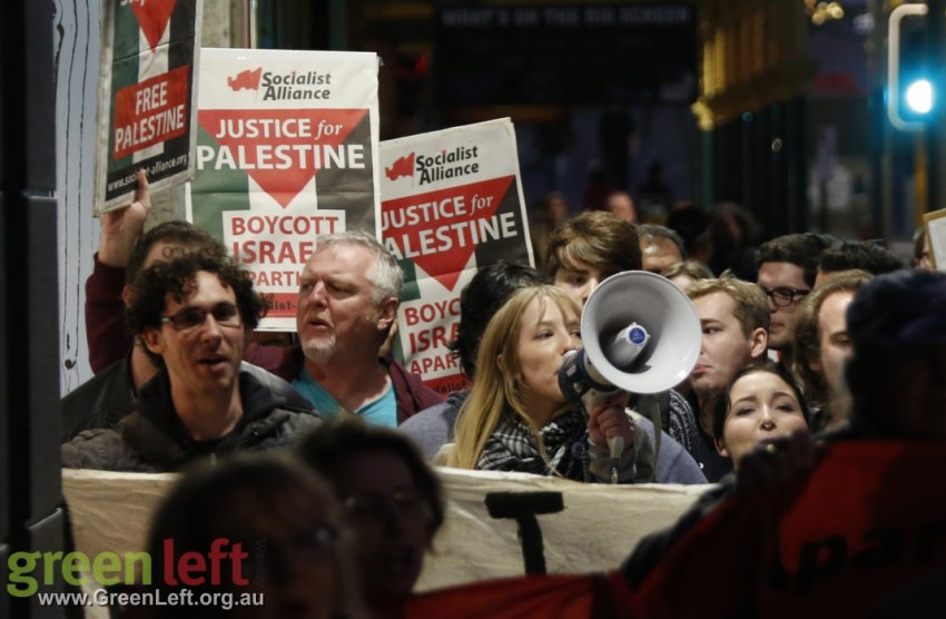 Protesters boycott the Israeli Film Festival