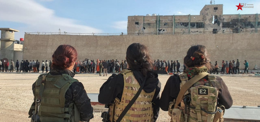 Women fighters from the SDF at al-Sina’a prison in Hesekê. Photo: YPJ Rojava/Twitter