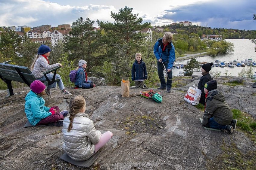 A scout group holds a socially distanced meeting outdoors in southern Stockholm. (Credit: Jonas Ekströmer | TT)