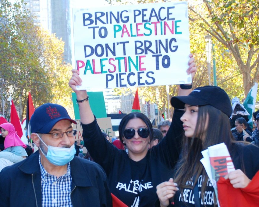 Bring peace to Palestine, Melbourne.