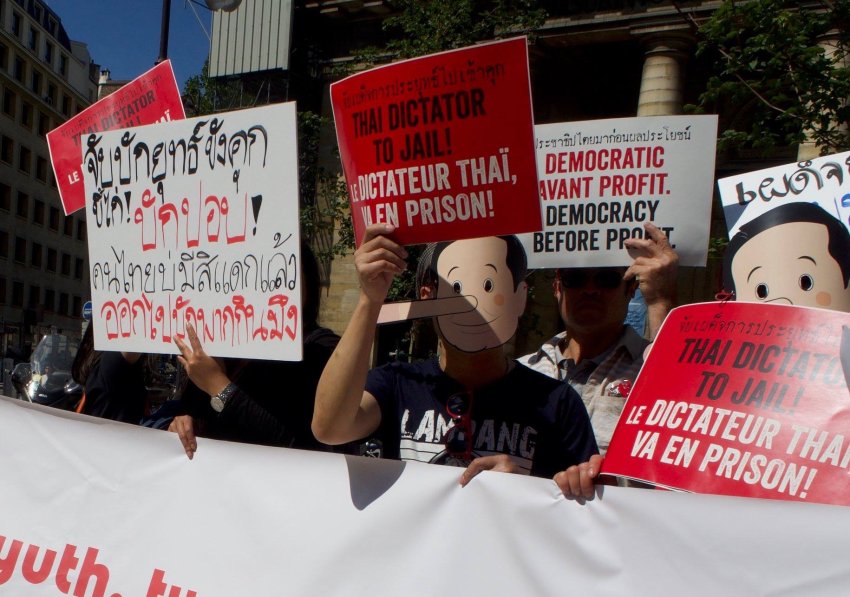 Paris protest against Prayut 