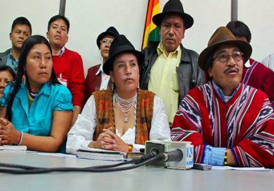 Representatives of Confederation of Indigenous Nationalities of Ecuador (CONAIE).