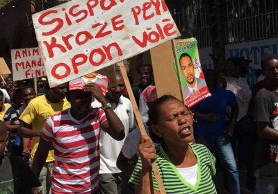 Haiti protest 2015 cr Georgia Popplewell/Flickr CC By NC SA 2_0