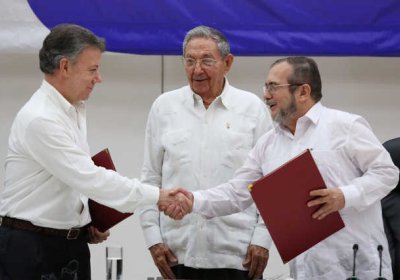 Juan Manuel Santos, Ivan Marquez and Raul-Castro