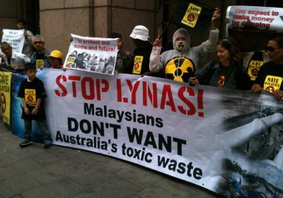 Protesters at Lynas' AGM