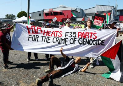 Magan-djin/Brisbane protest outside Heat Treatment Australia on October 21
