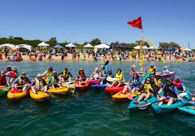 Rising Tide supporters on kayaks