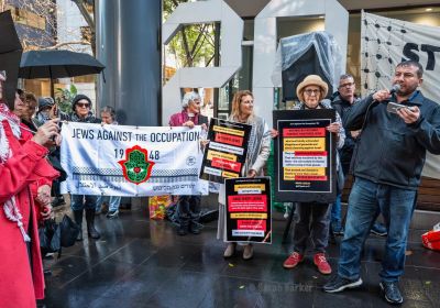 Palestinian Australian activist Shamikh Badra speaks at a protest near the Royal Commission into Antisemitism and Social Cohesion, Gadigal Country/Sydney, July 9. Photo: Sarah Barker