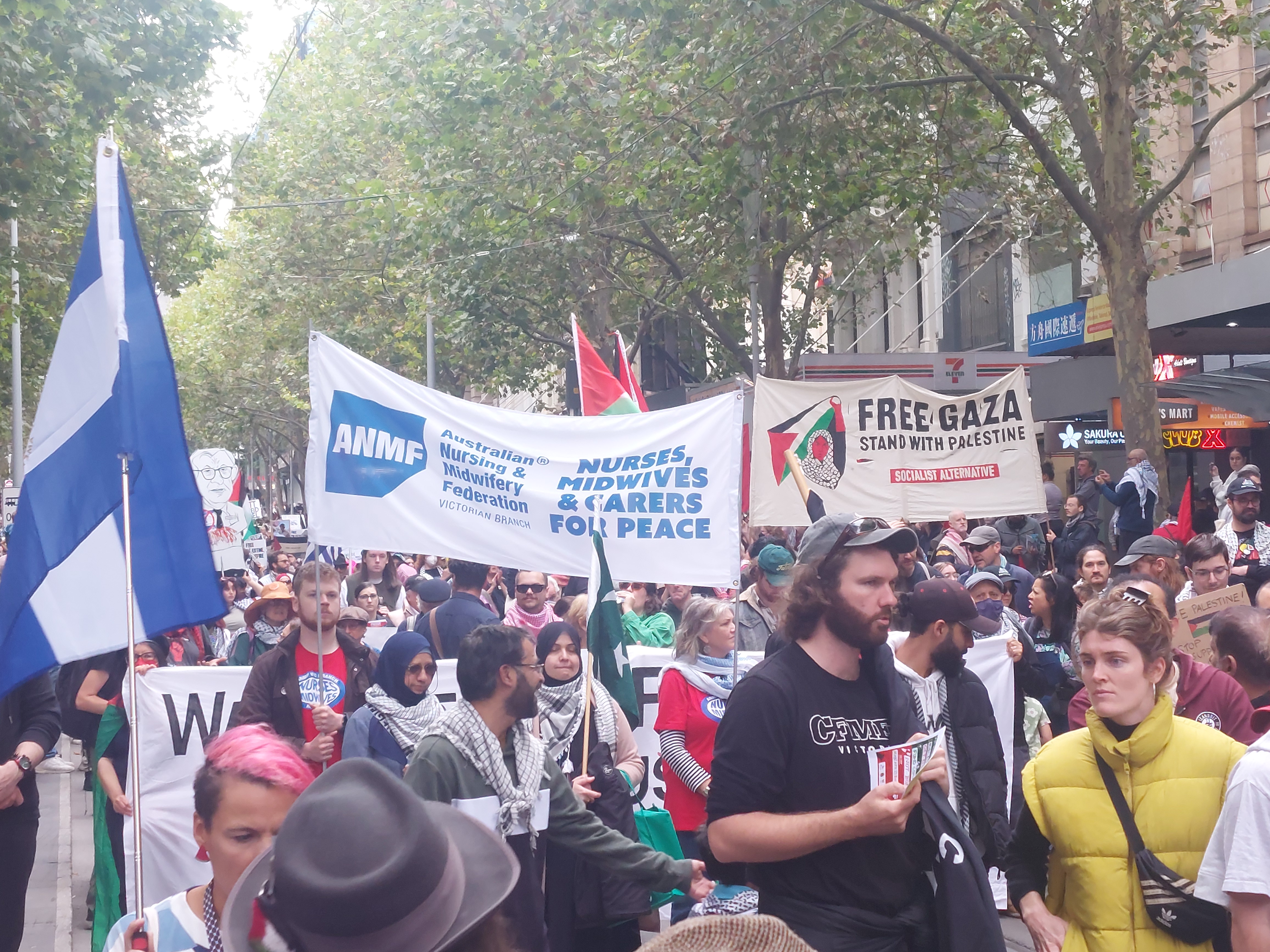 Union banners, Naarm/Melbourne, April 14