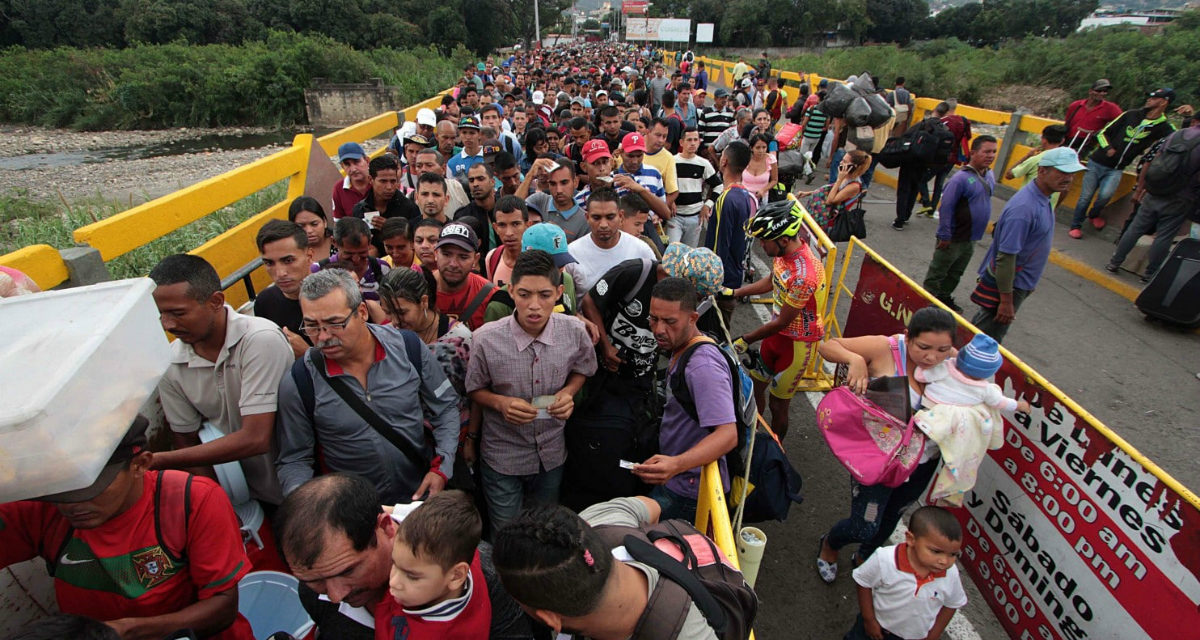 Venezuela Border Opens Consulates Close And Fuel Shortages Create More Suffering Green Left