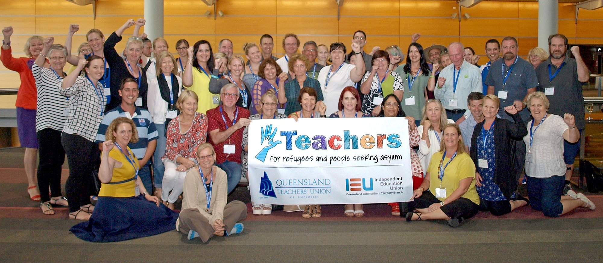 Queensland teachers vote to walk off for refugees
